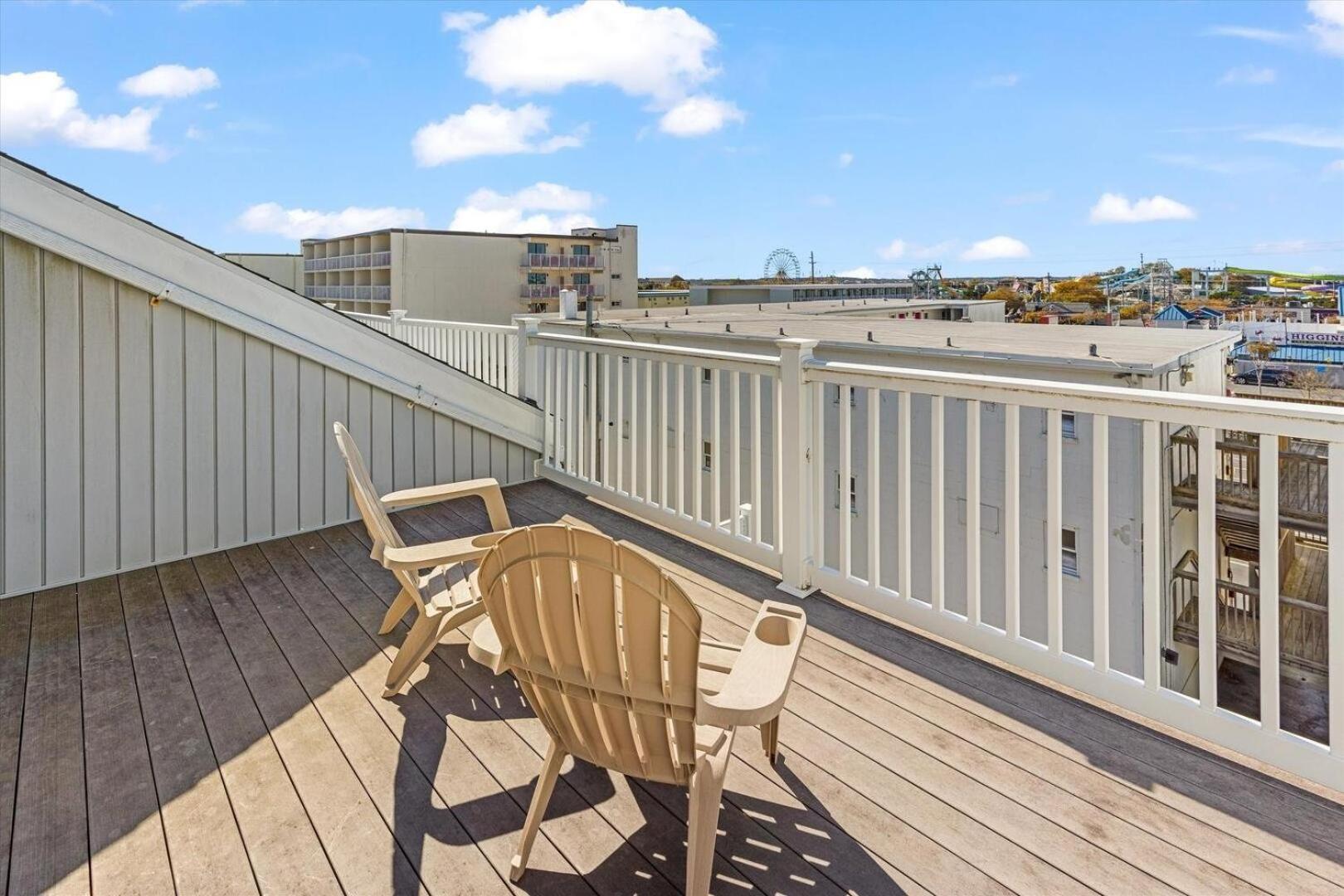 Surf Village 13 Townhouse Ошен Сити Экстерьер фото