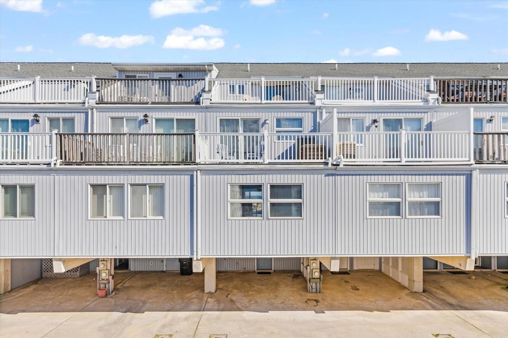Surf Village 13 Townhouse Ошен Сити Экстерьер фото